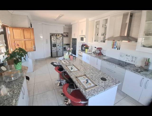 3 BEDROOM HOUSE FOR SALE IN LINMEYER